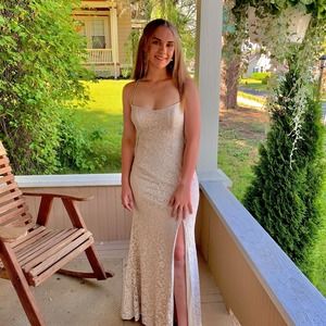 Meet your Posher, Riley